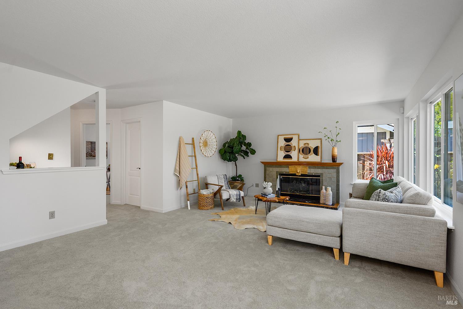 5 Starling Drive Petaluma CA 94954