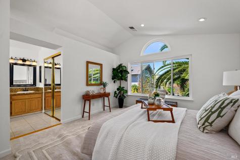 5 Starling Drive Petaluma CA 94954