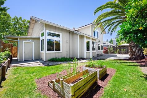 5 Starling Drive Petaluma CA 94954