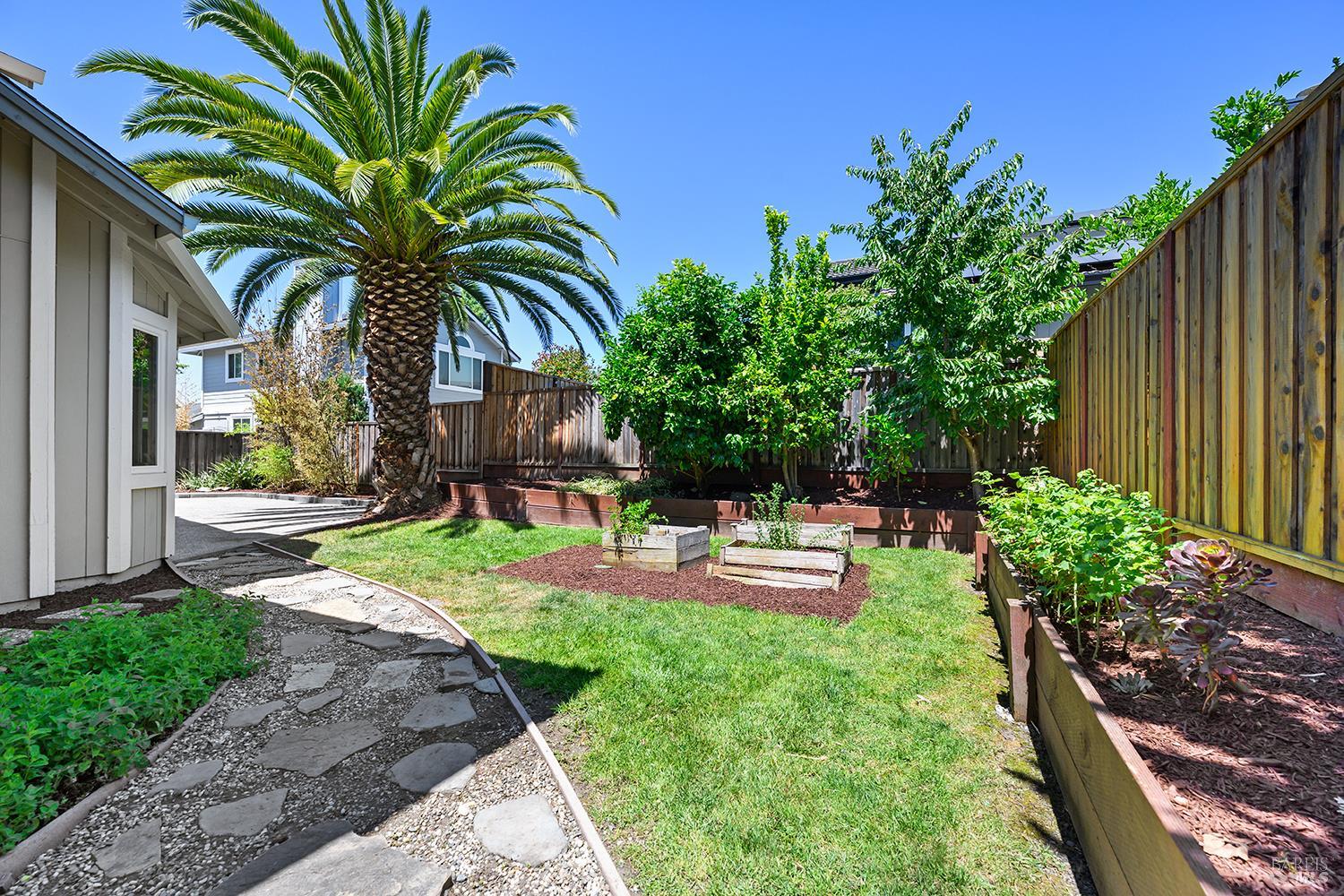 5 Starling Drive Petaluma CA 94954