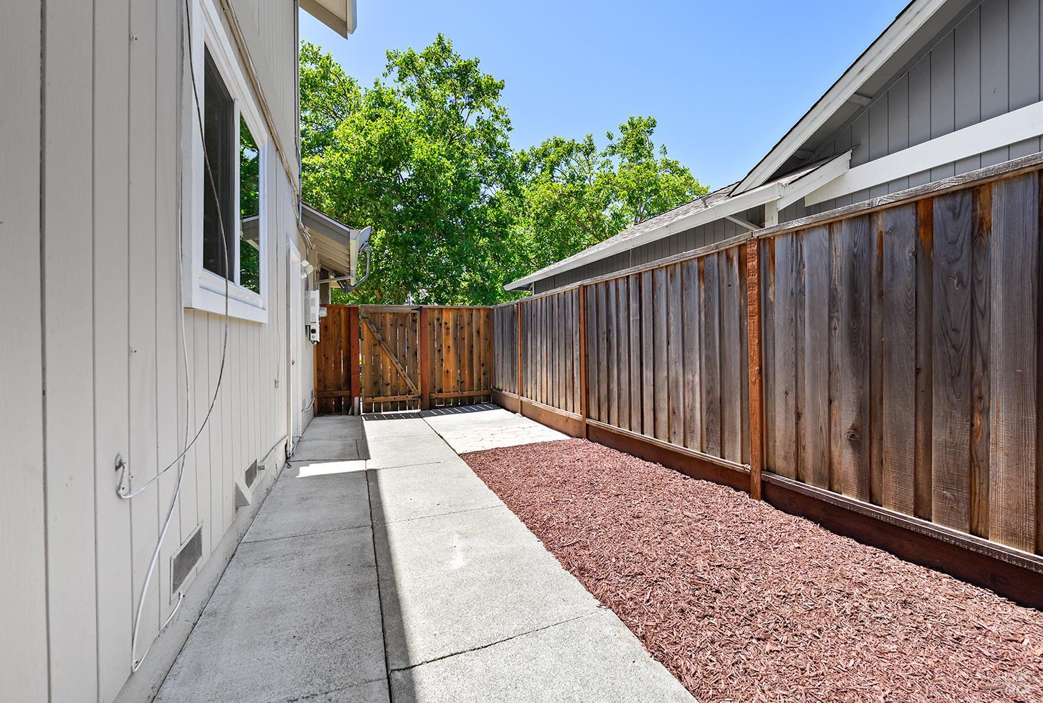 5 Starling Drive Petaluma CA 94954