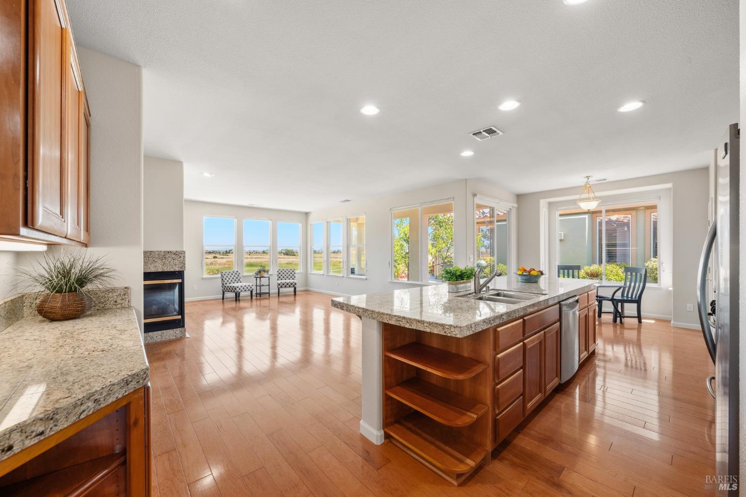 135 Oakridge Way Rio Vista CA 94571