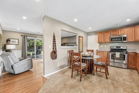 1295 Marian Way Petaluma CA 94954