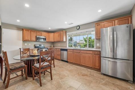 1295 Marian Way Petaluma CA 94954