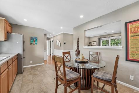 1295 Marian Way Petaluma CA 94954