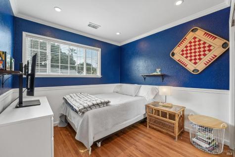 1295 Marian Way Petaluma CA 94954