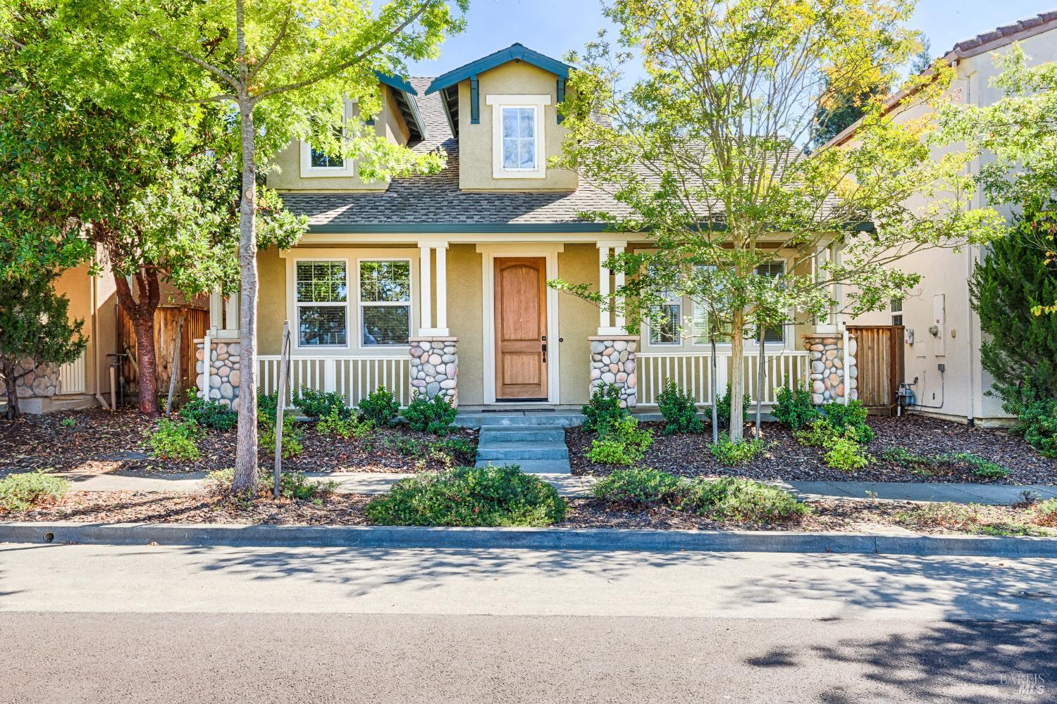 Santa Rosa CA, 2833 Linwood Avenue