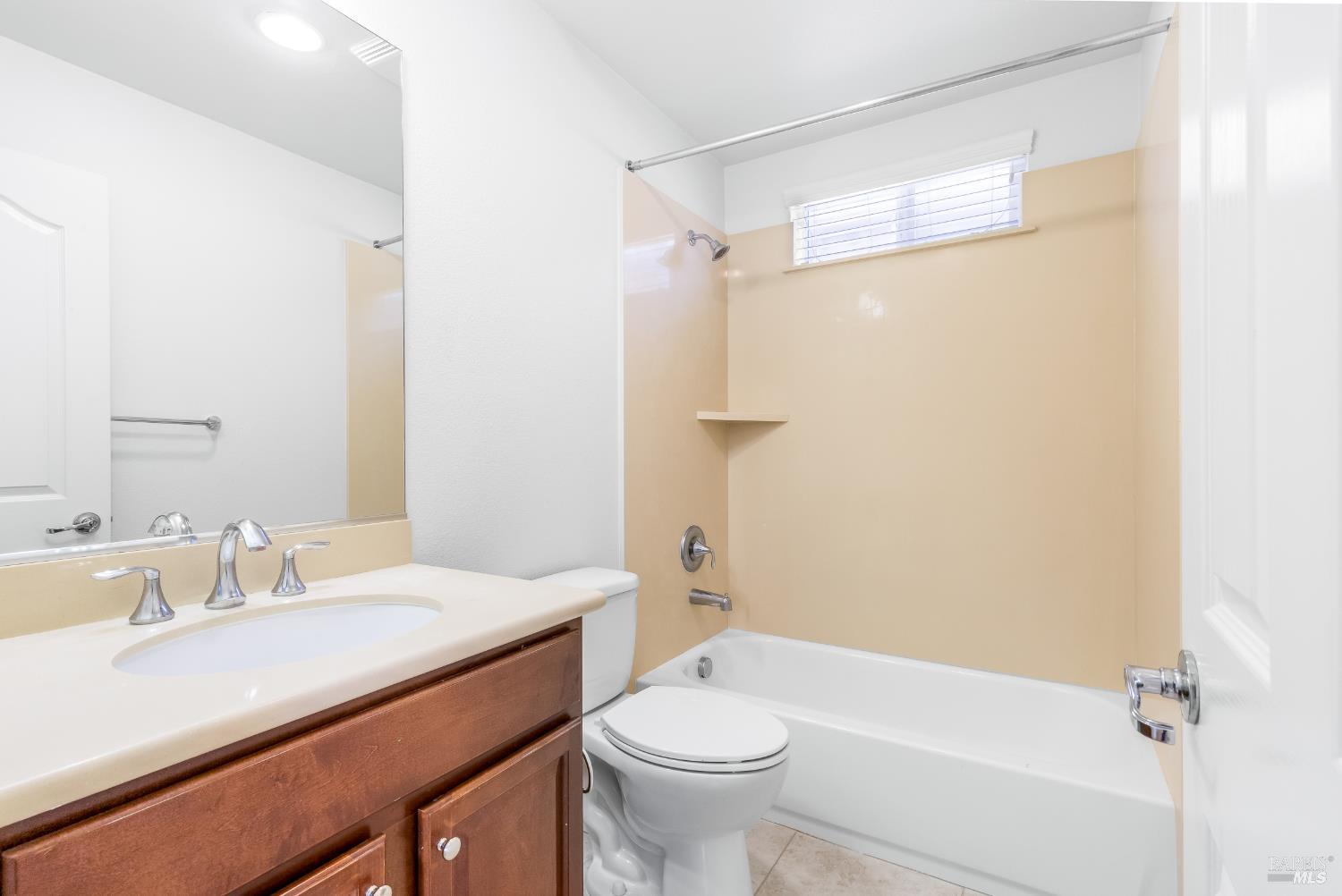 2833 Linwood Avenue Santa Rosa CA 95404