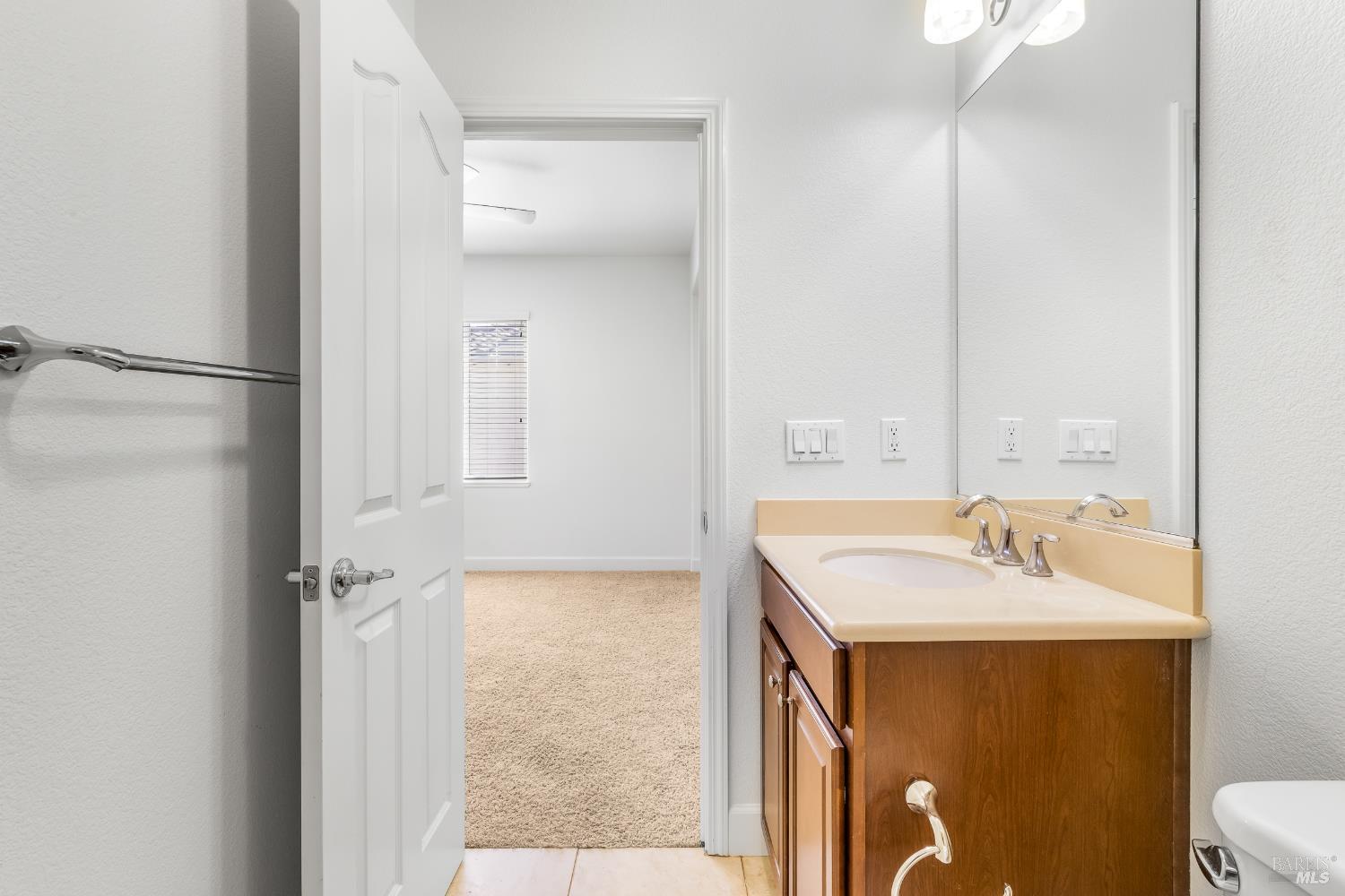 2833 Linwood Avenue Santa Rosa CA 95404
