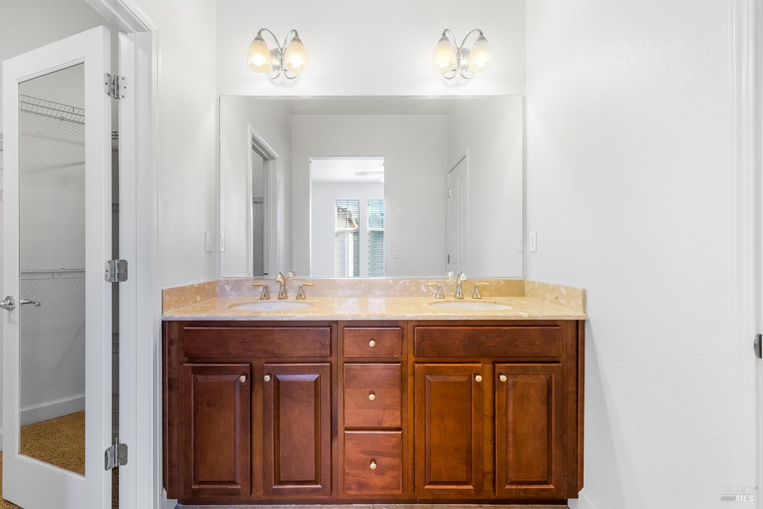 2833 Linwood Avenue Santa Rosa CA 95404