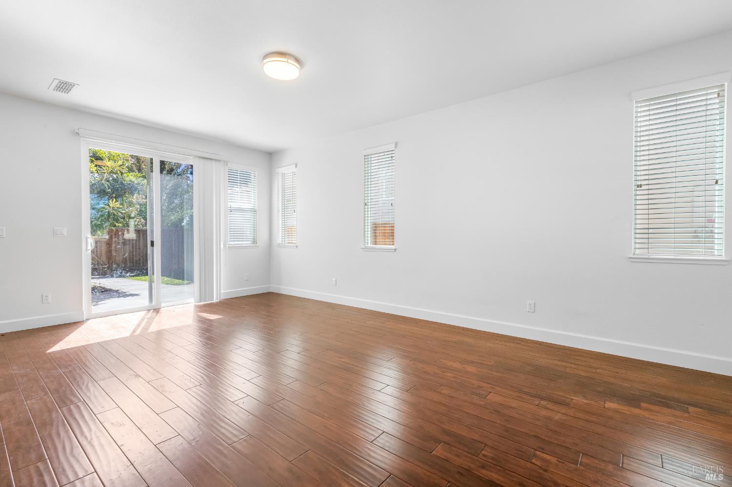 2833 Linwood Avenue Santa Rosa CA 95404