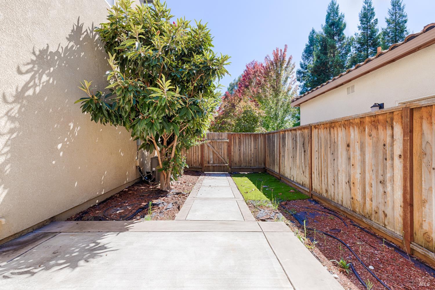 2833 Linwood Avenue Santa Rosa CA 95404