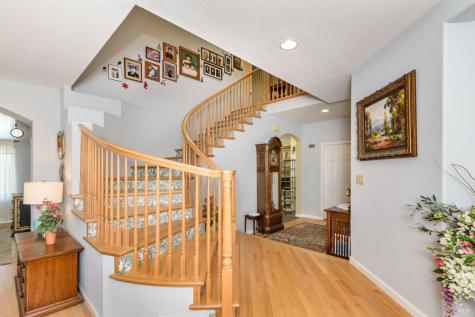 520 Almanor Street Petaluma CA 94954