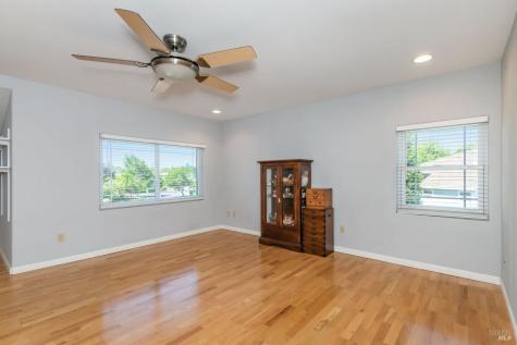 520 Almanor Street Petaluma CA 94954