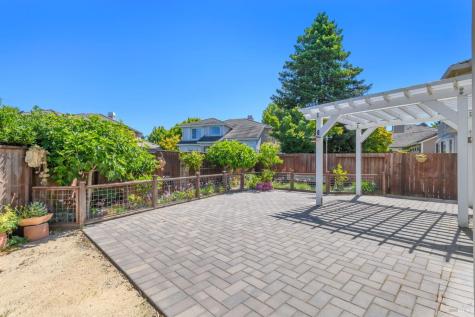 520 Almanor Street Petaluma CA 94954