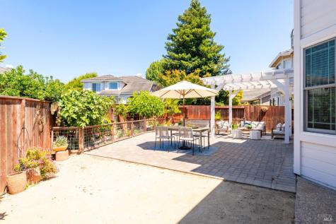 520 Almanor Street Petaluma CA 94954