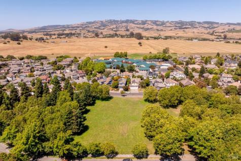 520 Almanor Street Petaluma CA 94954