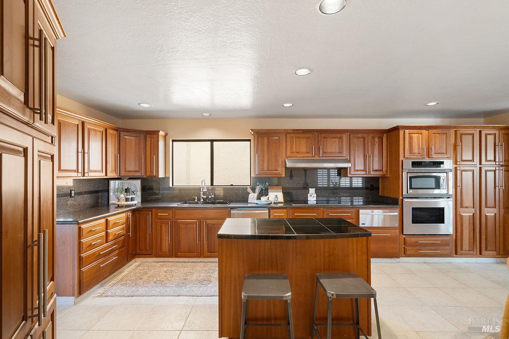 112 Serra Drive Vallejo CA 94590
