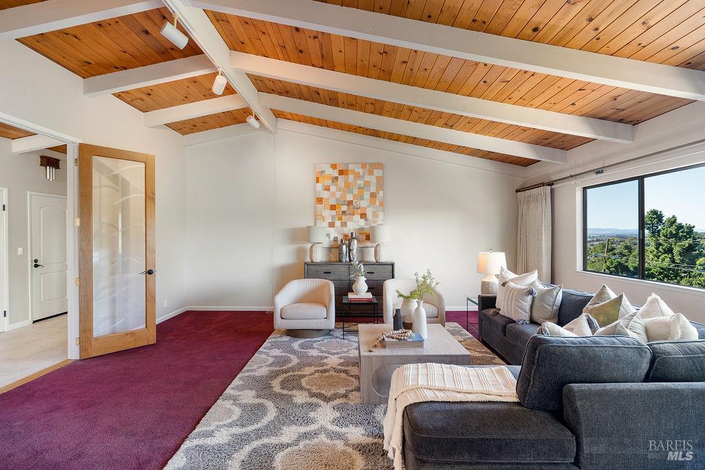 112 Serra Drive Vallejo CA 94590