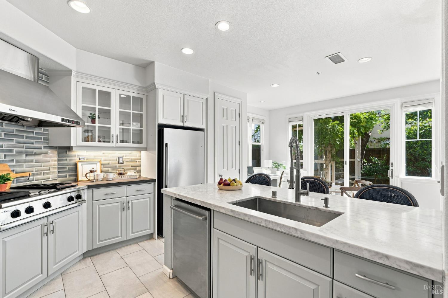 48 Presidio Drive Novato CA 94949