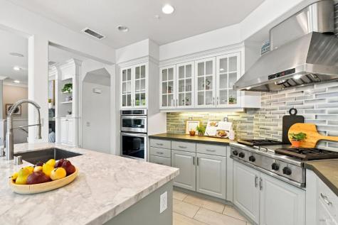 48 Presidio Drive Novato CA 94949