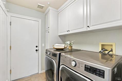 48 Presidio Drive Novato CA 94949