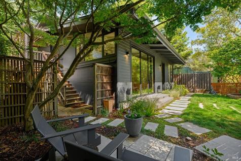 Larkspur CA 94939