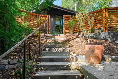 Larkspur CA 94939