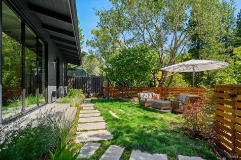 Larkspur CA 94939