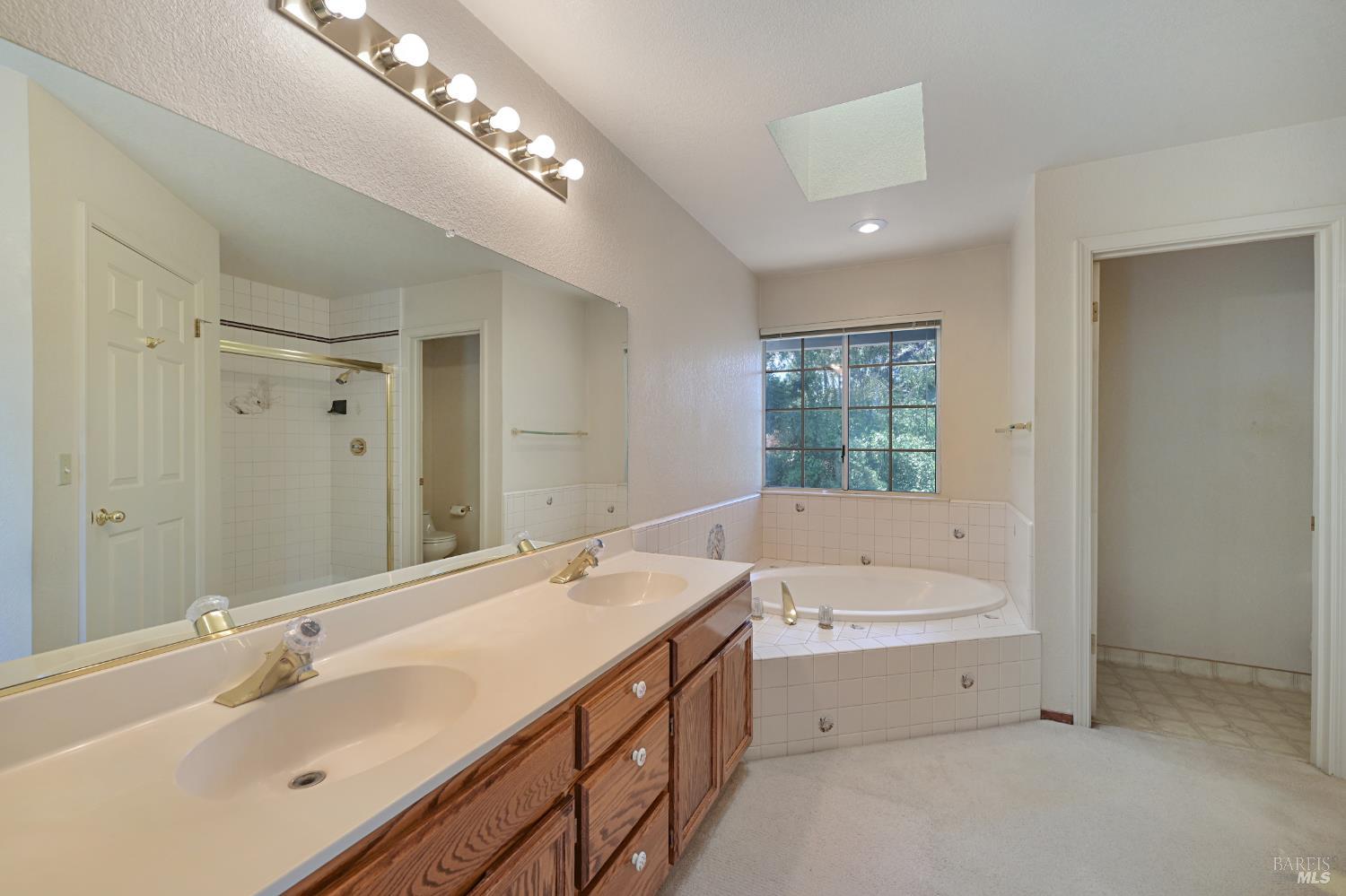 2126 Saint Augustine Circle Petaluma CA 94954