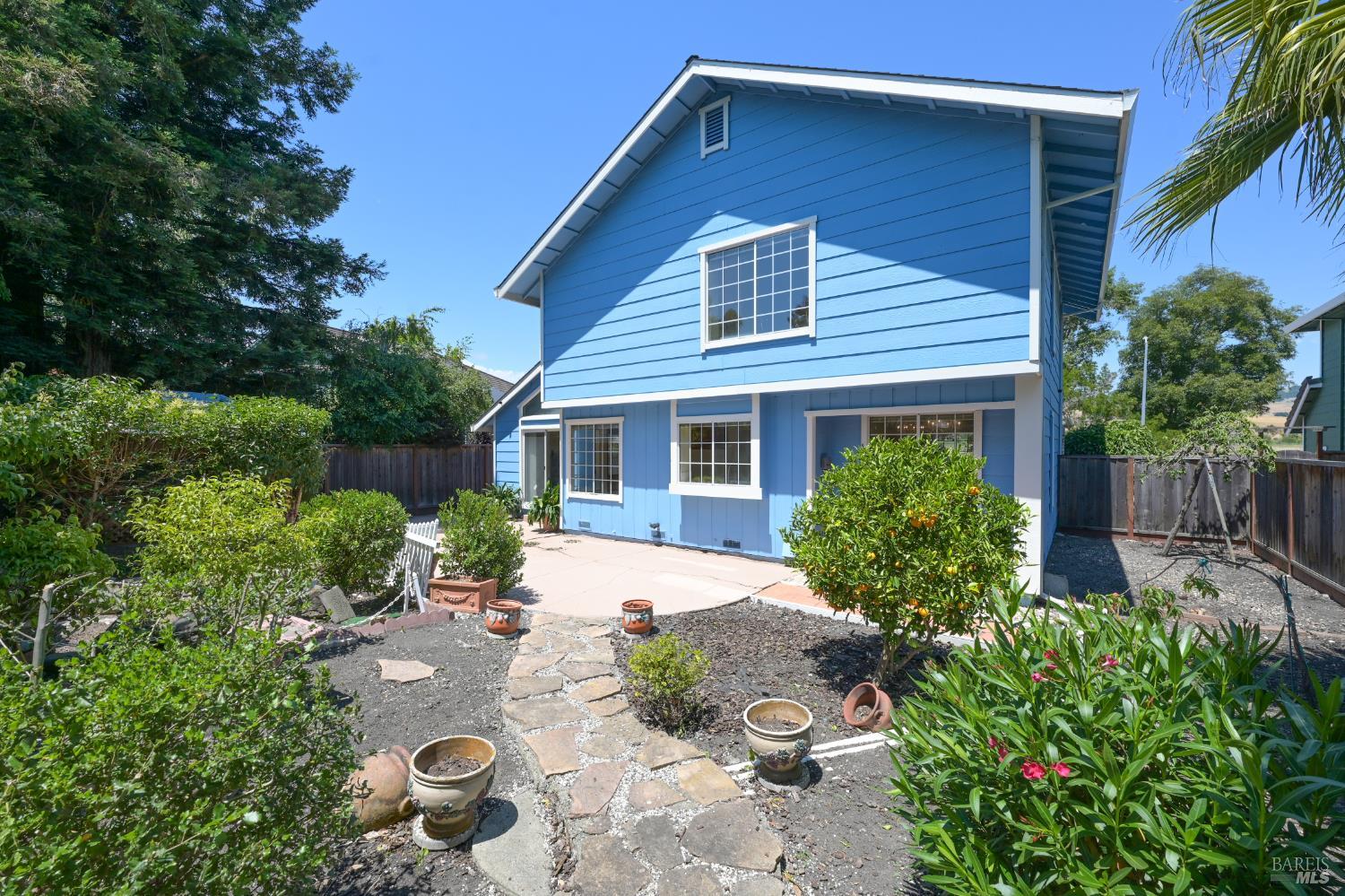 2126 Saint Augustine Circle Petaluma CA 94954