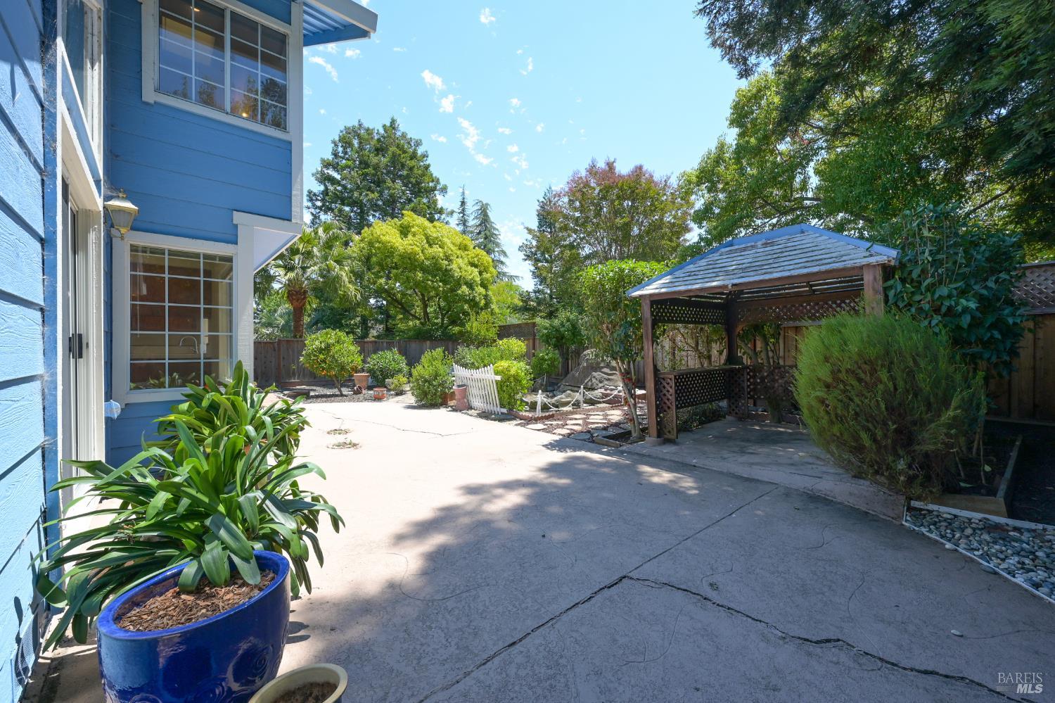 2126 Saint Augustine Circle Petaluma CA 94954
