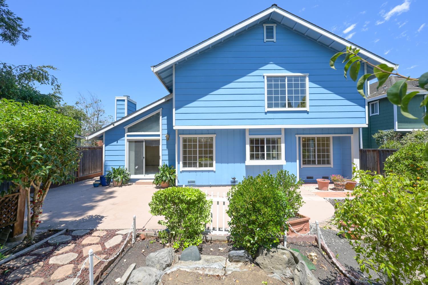 2126 Saint Augustine Circle Petaluma CA 94954