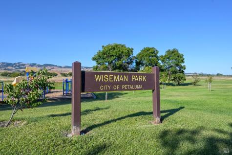 2126 Saint Augustine Circle Petaluma CA 94954