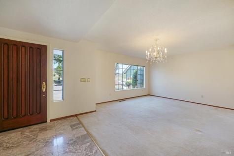 2126 Saint Augustine Circle Petaluma CA 94954