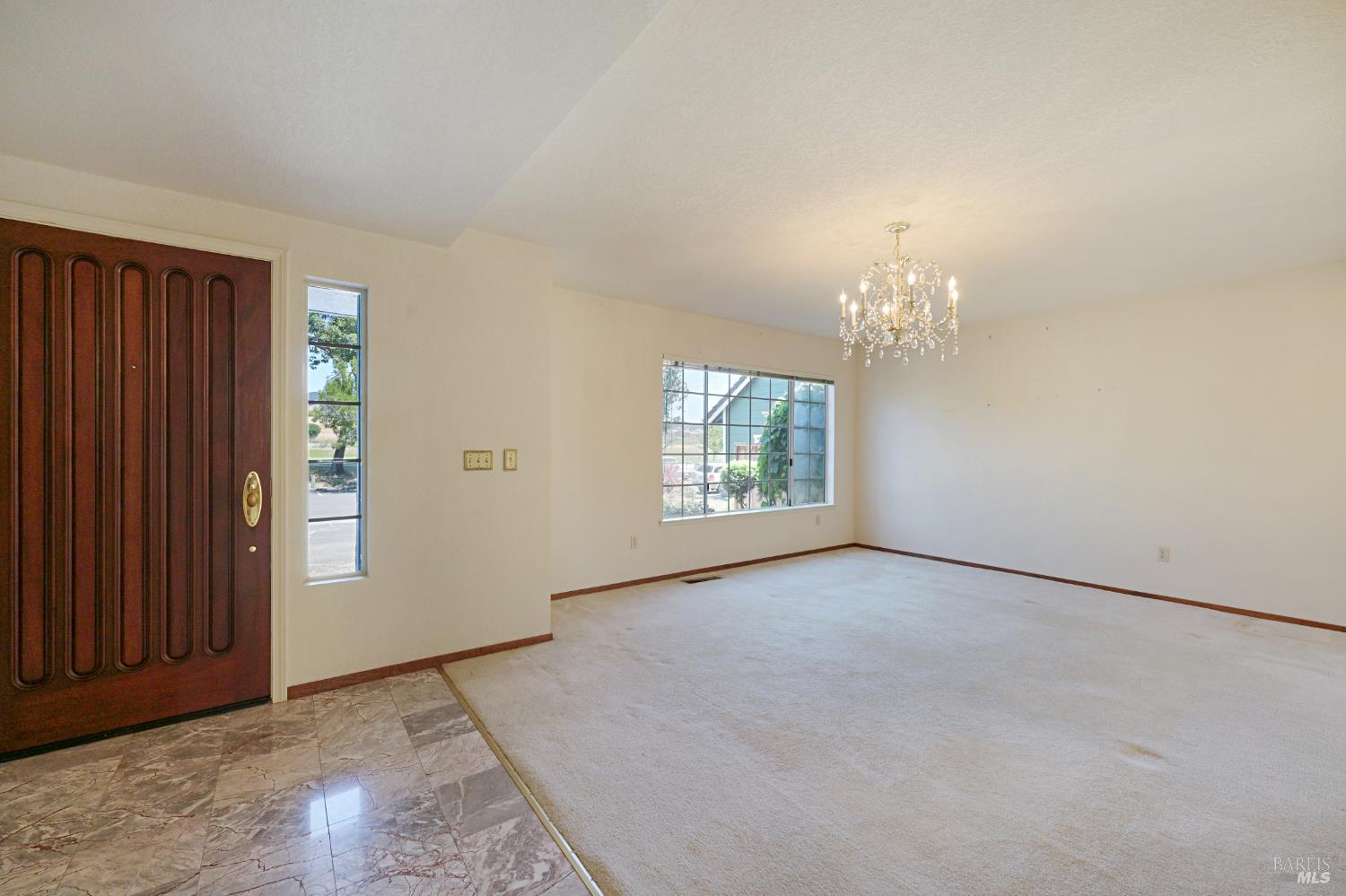 2126 Saint Augustine Circle Petaluma CA 94954