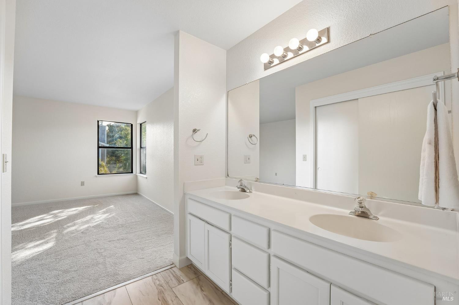 585 Mitchell Way Sonoma CA 95476