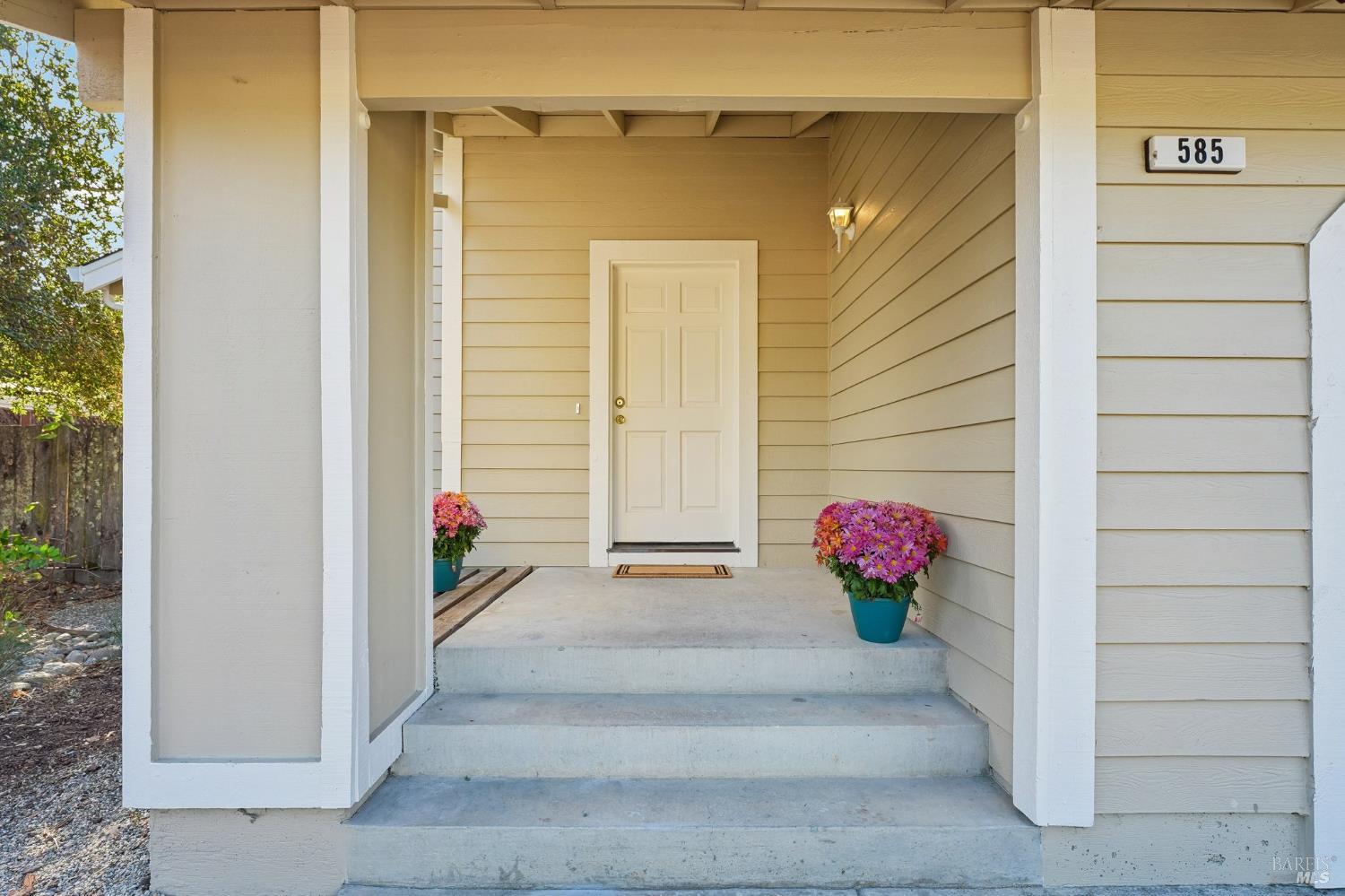 585 Mitchell Way Sonoma CA 95476