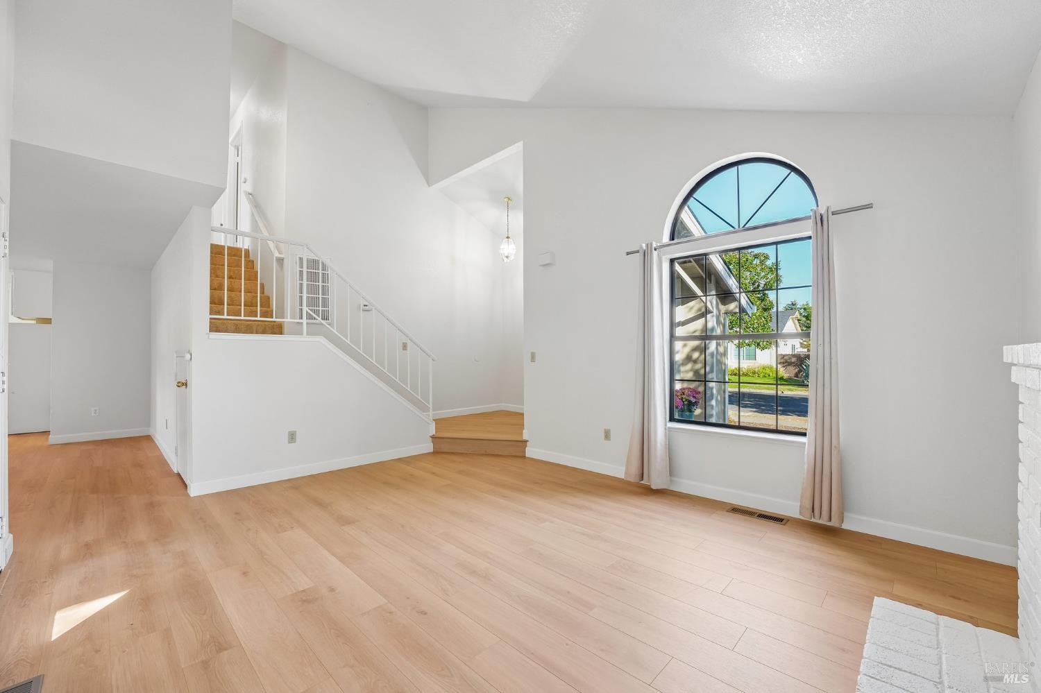 585 Mitchell Way Sonoma CA 95476