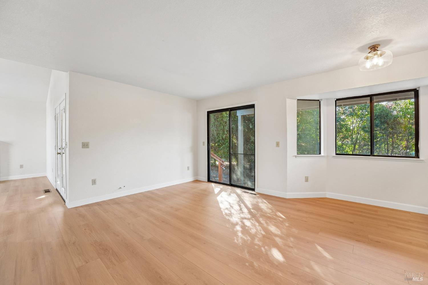 585 Mitchell Way Sonoma CA 95476