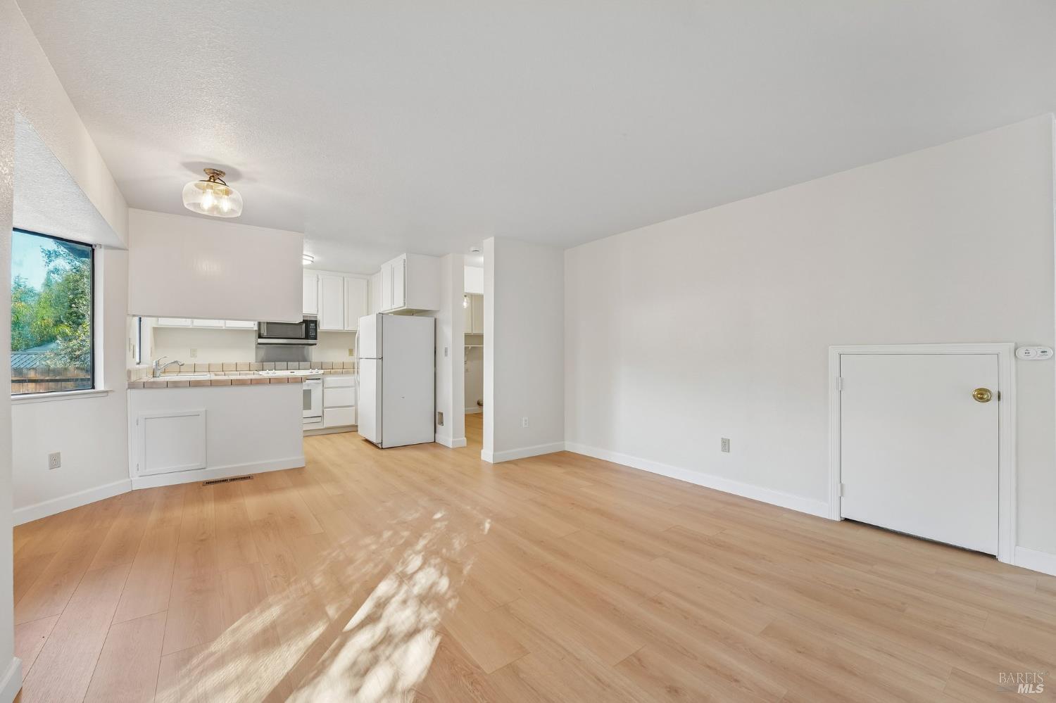 585 Mitchell Way Sonoma CA 95476