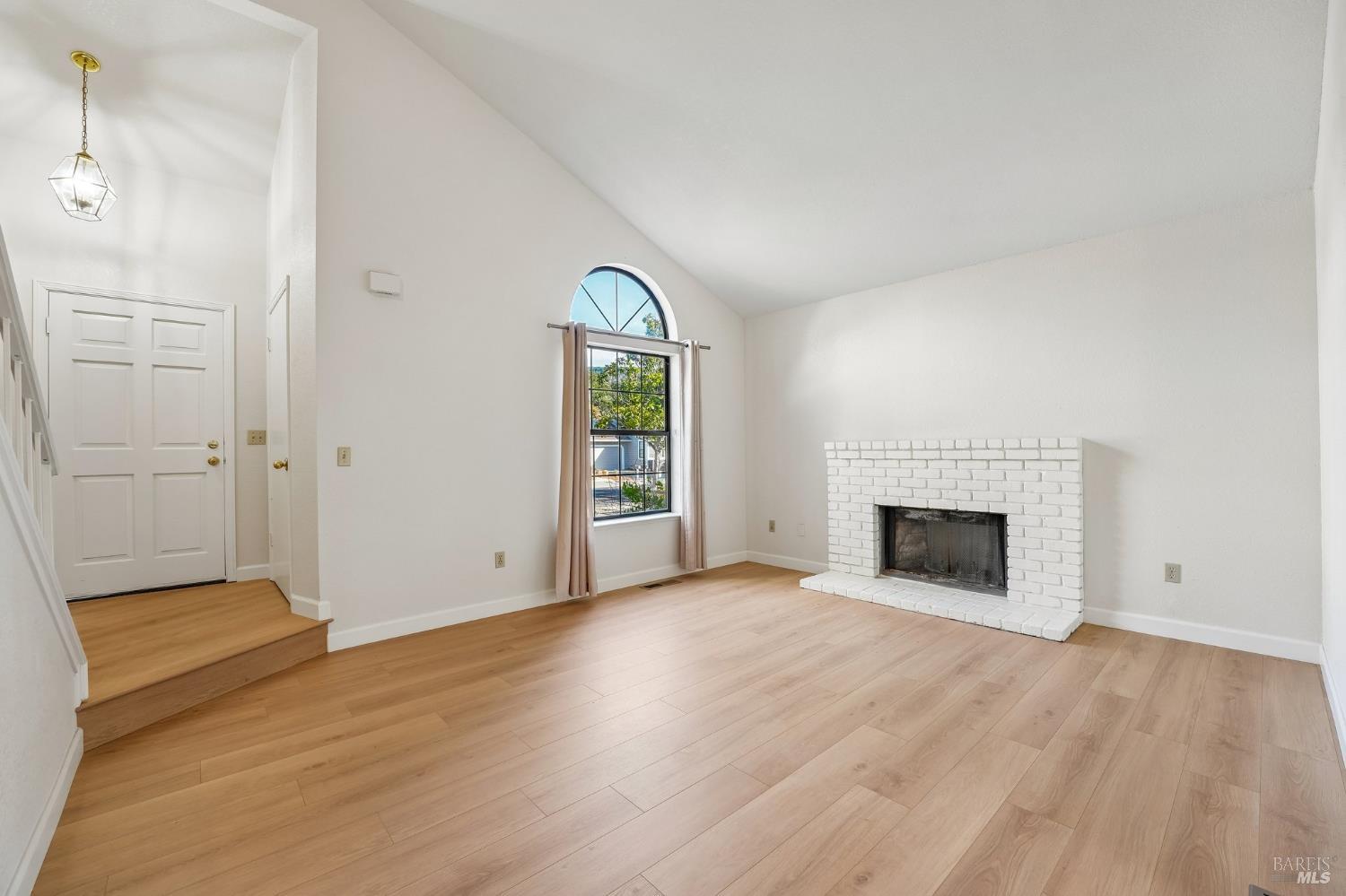 585 Mitchell Way Sonoma CA 95476
