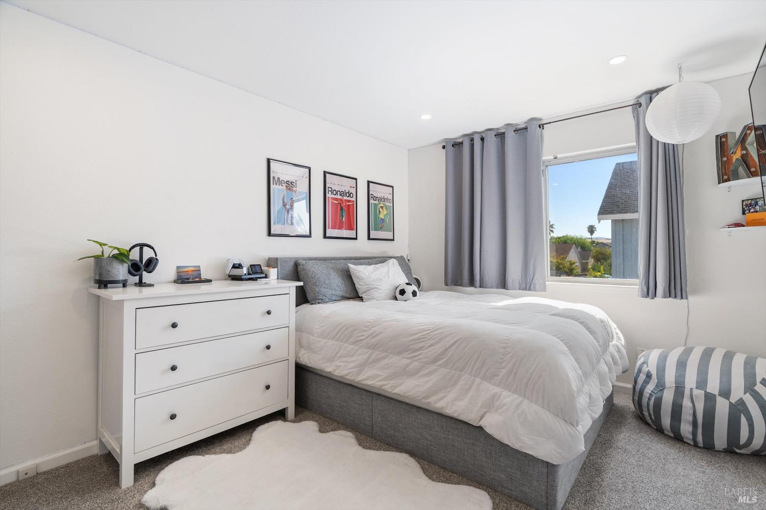 2092 Waltzer Road Santa Rosa CA 95403