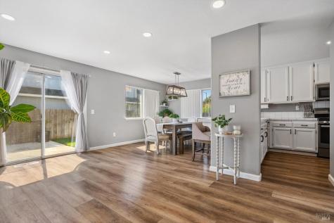 2092 Waltzer Road Santa Rosa CA 95403