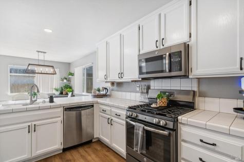 2092 Waltzer Road Santa Rosa CA 95403
