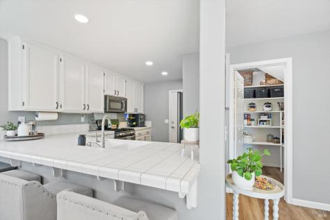 2092 Waltzer Road Santa Rosa CA 95403