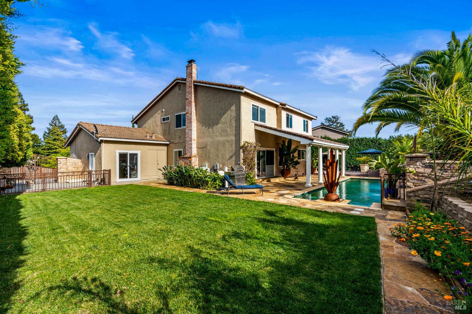 3207 Swiss Court Napa CA 94558