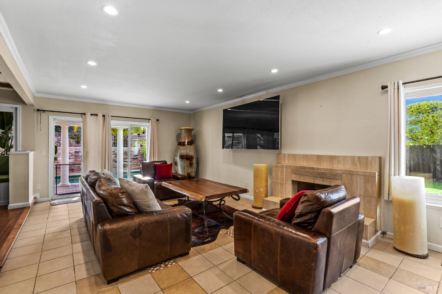 3207 Swiss Court Napa CA 94558