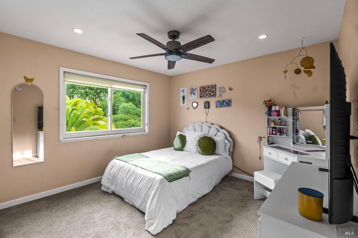 3207 Swiss Court Napa CA 94558