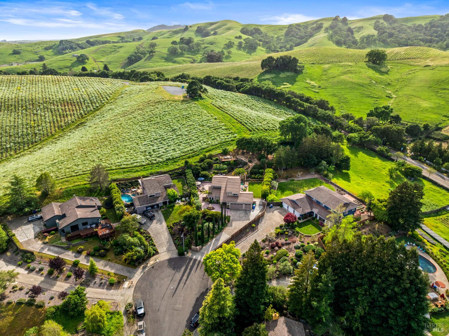 3207 Swiss Court Napa CA 94558